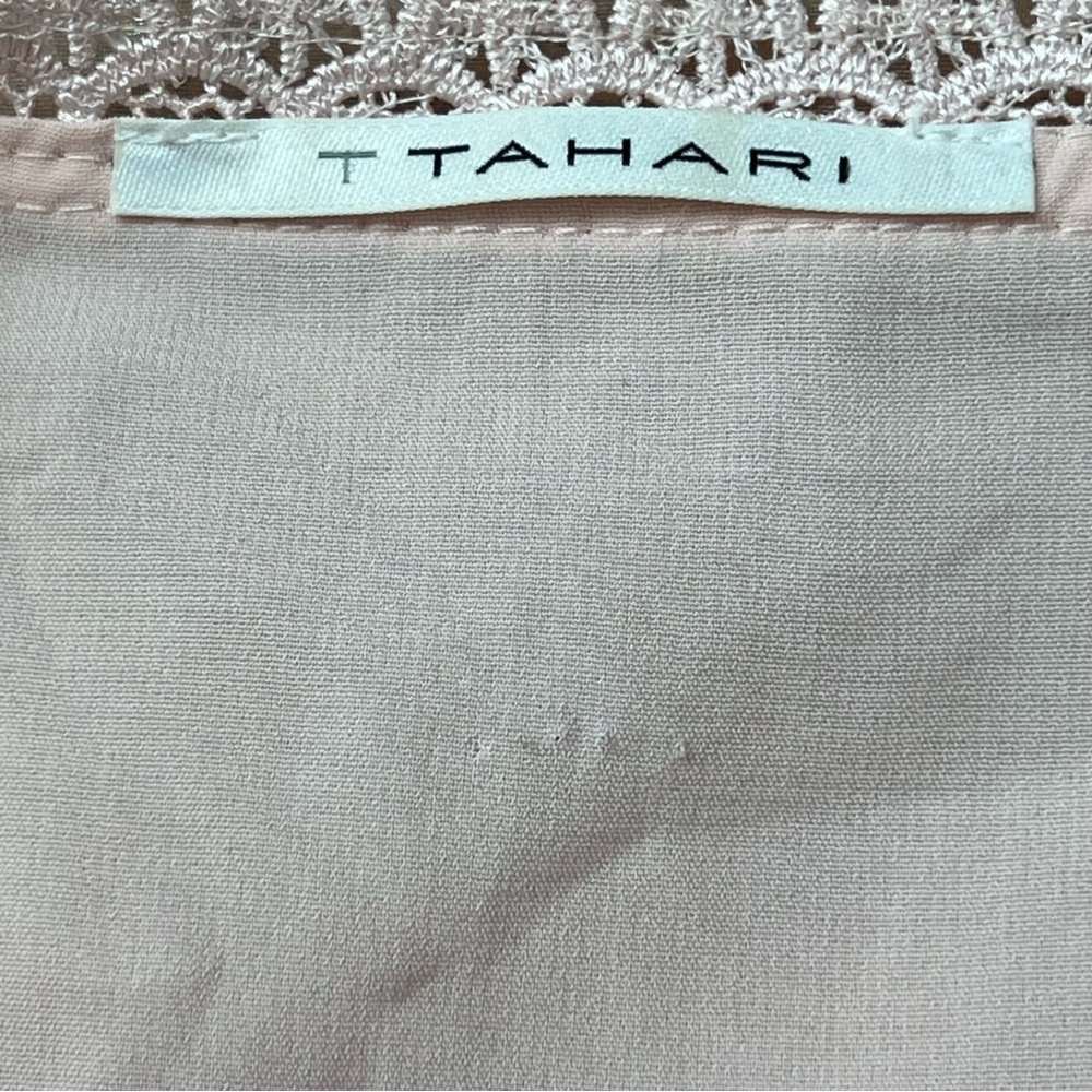 T‎ Tahari Women's Sheer and Lace Sleeveless Round Neck Blouse, Pink, Size M - Picture 5 of 8